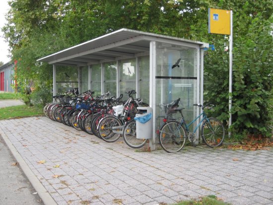 2019-10-07_007m_HAG_Fahrradboxen_Neuburg.JPG